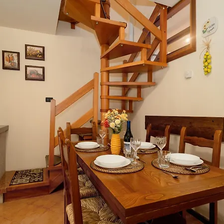 Apartamento Rifugio Tra I Boschi - Camino & Balcone Sestola