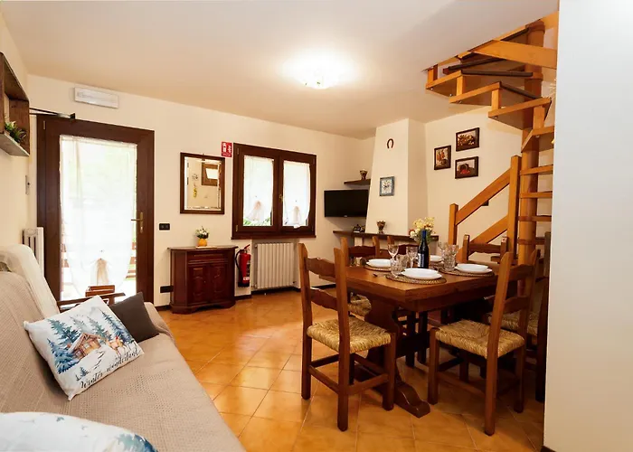 Rifugio Tra I Boschi - Camino & Balcone Apartment Sestola